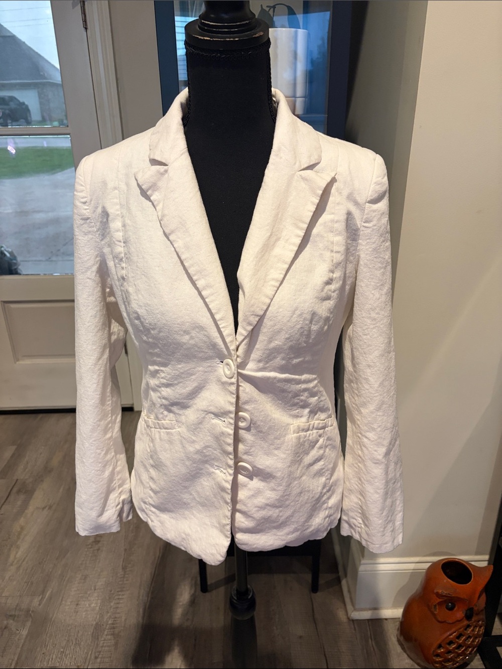 Women's White Tailored Single-Breasted Linen Blazer
